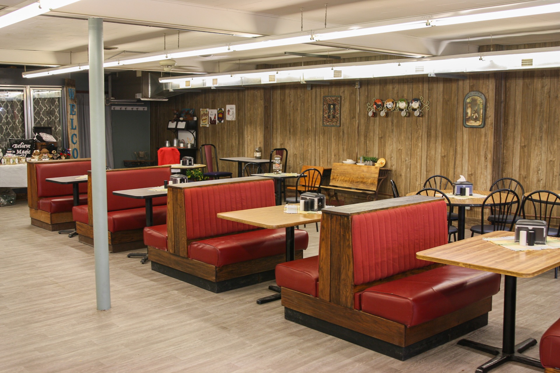 The Hen House Cafe