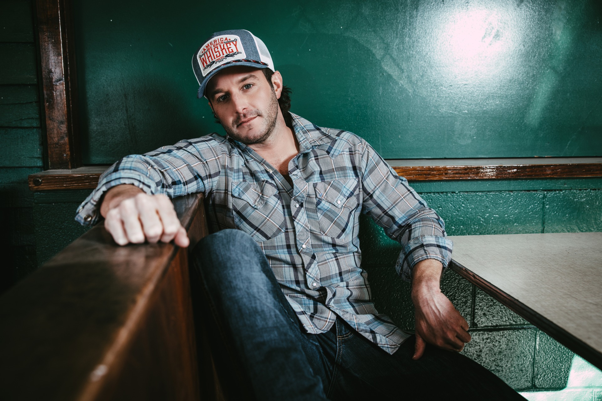 Easton Corbin