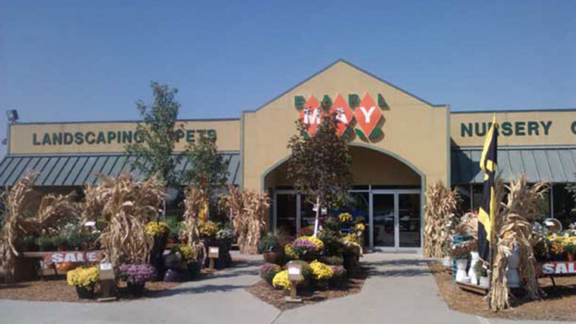 Earl May Garden Center